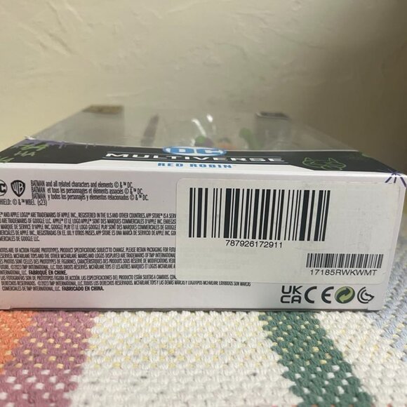 McFarlane Toys - DC Multiverse Red Robin (Jokerized) Gold Label, 7in. - Picture 7 of 8